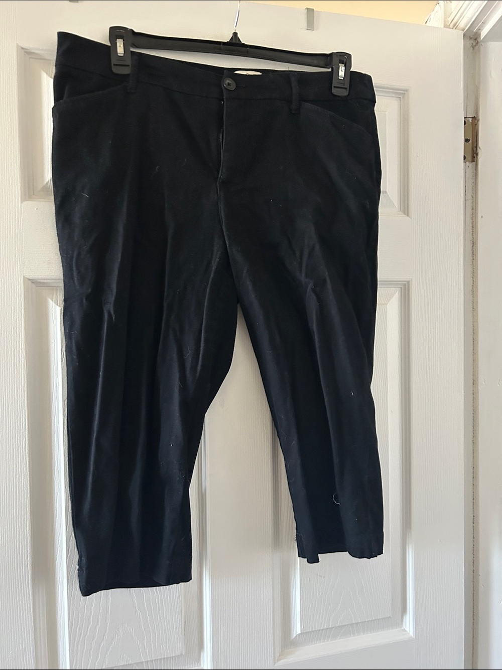 St. John's Bay Black Capris - Women's Stretch Blend